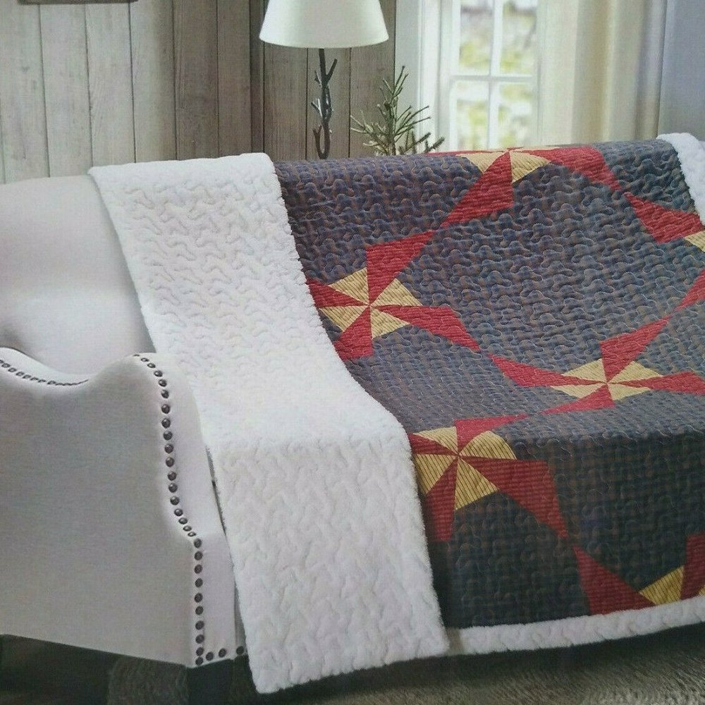 Virah Bella Collection "In the Country Blue" Quilted Sherpa Throw - 50x60 Inch
